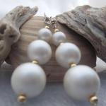 Gold And Pearls Earrings